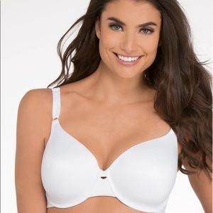 NWT Warners Cloud 9 underwire bra in white, size 34D